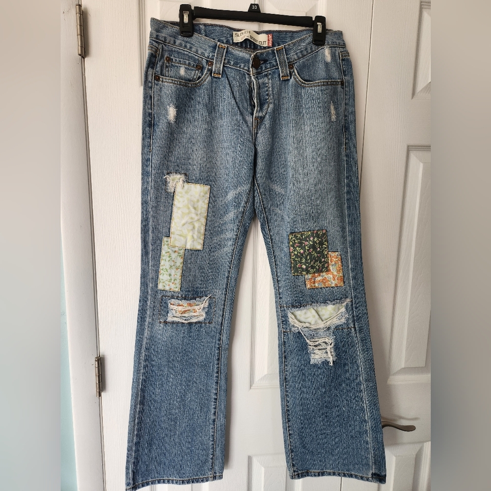 Vtg Levi's Patchwork Jeans Floral Distressed Y2K